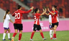 十五运会女足成年组开赛 广东队迎“开门红”